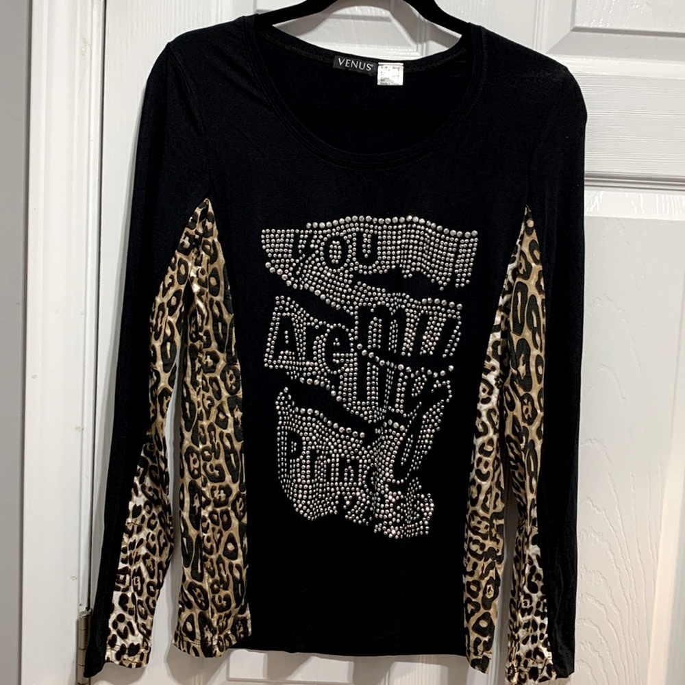 Black cheetah/silver design top.